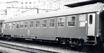 ACME 50724 Personenwg. Typ X 1970 grau 2.Kl., FS