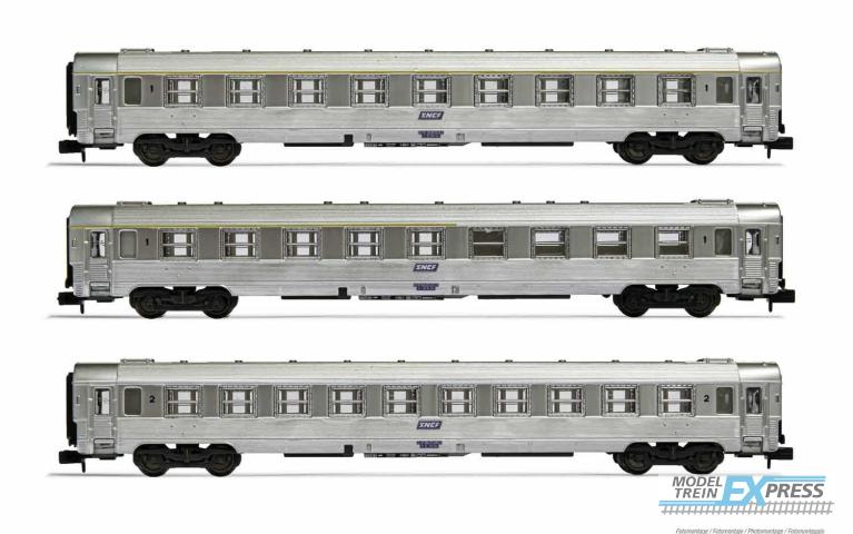Arnold 4338 SNCF, 3-unit pack DEV Inox coaches, A9, A5 bar coach + B10, period IV