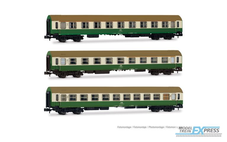 Arnold 4482 DR, 3-unit pack OSShD type B coaches, green/beige livery, A + AB + Bc, ep. IV