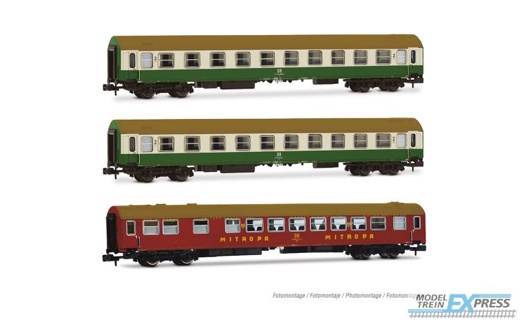 Arnold 4483 DR, 3-unit pack OSShD type B coaches, green/beige livery, WR + 2 x B, ep. IV