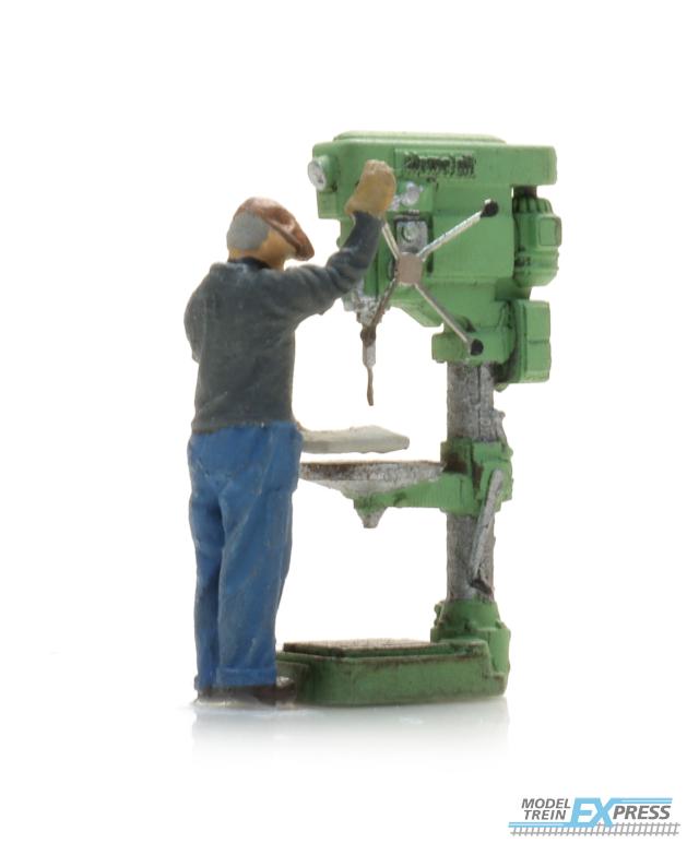 Artitec 312.050 Kolomboor met figuur
