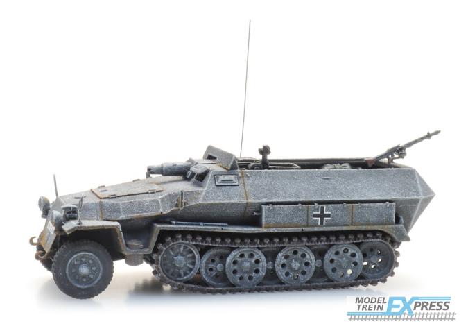 Artitec 6870522 WM Sd.Kfz. 251/9 Ausf. C 'Stummel' winter