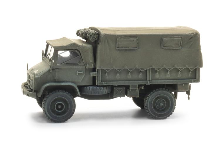 Artitec 6870776 BRD Unimog 404s Pritsche Plane gelboliv
