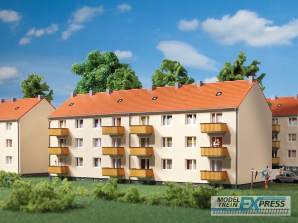 Auhagen 14472 Appartementencomplex / Mehrfamilienhaus (195x74x86 mm)