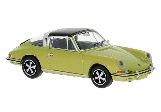 Brekina 16269 Porsche 911 Targa, gold, 1964
