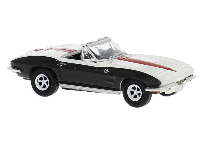 Brekina 18029 Chevrolet Corvette C2 "weekend on race track"