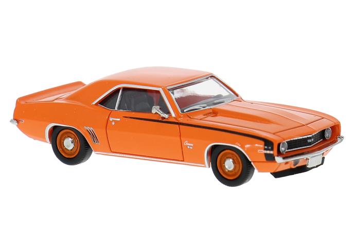 Brekina 18376 Chevrolet Camaro, orange, 1969