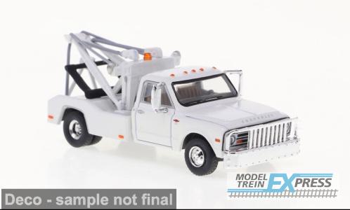 Brekina 19665 Chevrolet C30 tow truck