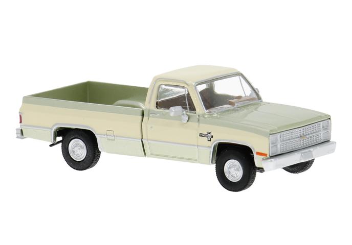 Brekina 19695 Chevrolet C 10, hellgrün/hellbeige, 1982, 1:87