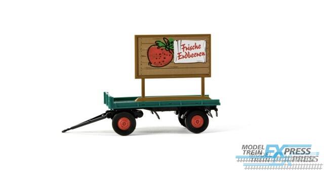 Brekina 55234 2-Achs-Leichtanhänger mit Werbetafel "frische Erdbeeren"