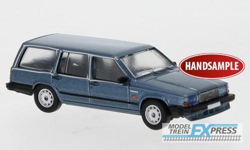 Brekina 870114 Volvo 740 Kombi metallic hellblau, 1985,