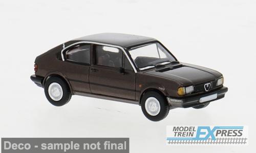 Brekina 870710 Alfa Romeo Alfasud dunkelbraun
