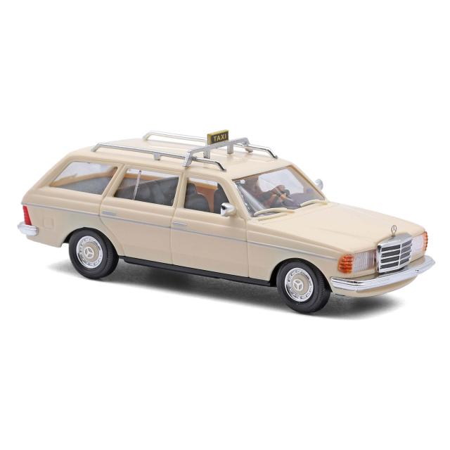 Busch autos 46818 1/87 MB W123 T, TAXI M. FAHRER