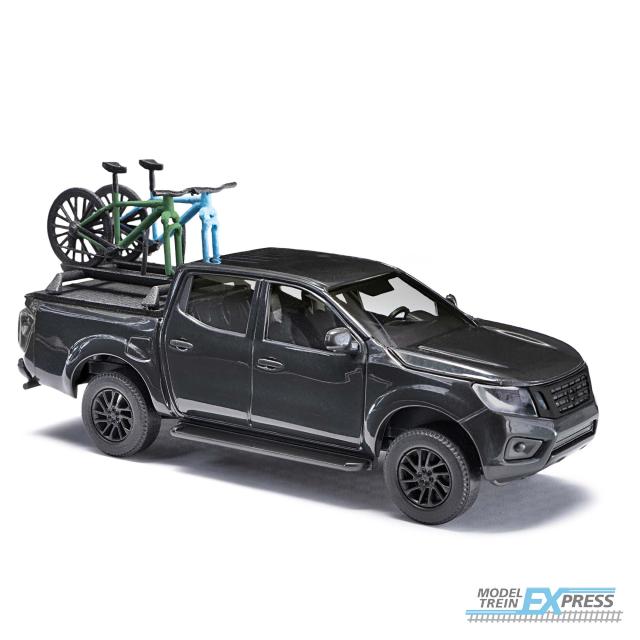 Busch autos 53724 1/87 NISSAN NAVARA MIT 2 MOUNTAINBIKES 2015