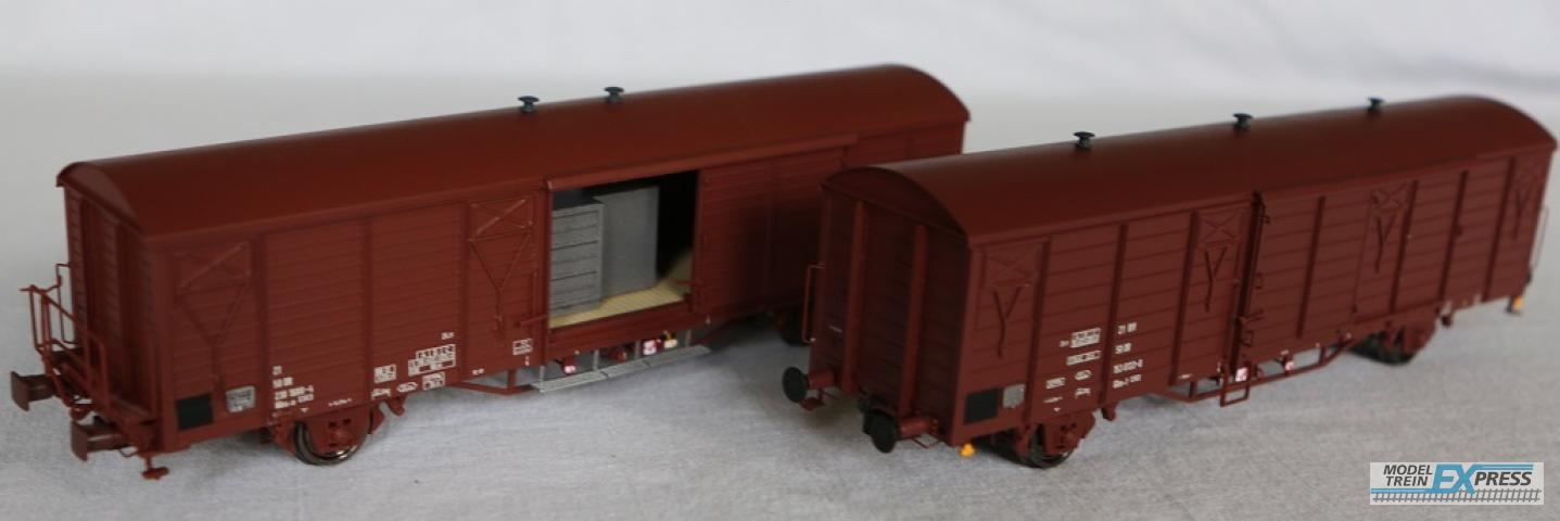 Exact-train 23083 2er-Set DR Gbs-t 258 Küchenwagen mit Küche, 7 Sicken und Hbs [2301] Mannschaftswagen mit Bremserbühne, 11 Sicken (zu öffnende Türen), Ep. IV
