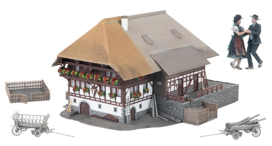Faller 232010 1/160 JUBILÄUMSMODELL SCHWARZWALDHOF MIT 2 FIGUREN