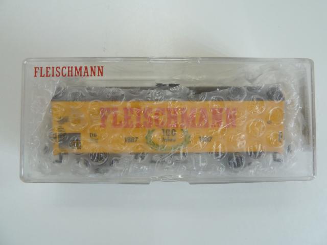 Fleischmann gebruikt materiaal FM100JAHRE DB koelwagon met opschrift "100 Jahre Fleischmann", in goede staat, in (niet originele) doos