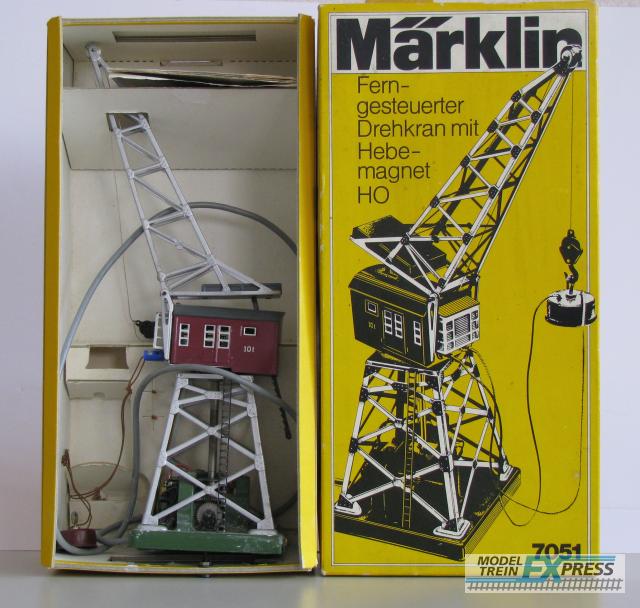 Gebruikt Materiaal 7051 Marklin Multifunctionele hefkraan, compleet met haak, hefmagneet en bedieningskastje, gebruikt in doos