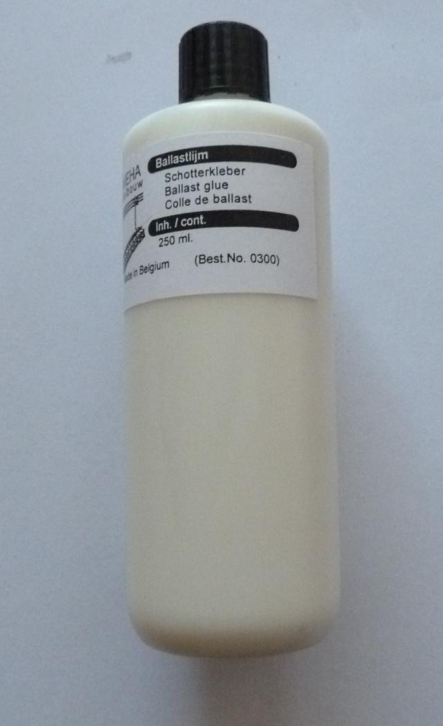 Jeweha (kurk bedding) 0300 Ballastlijm, 250 ml., blijft elastisch