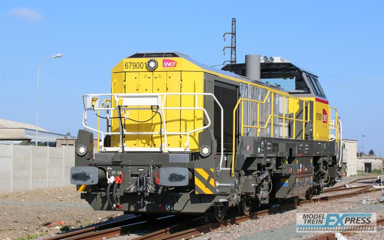 Jouef 2439 SNCF Réseau, diesel locomotive Vossloh DE 18, yellow-grey livery, ep. VI