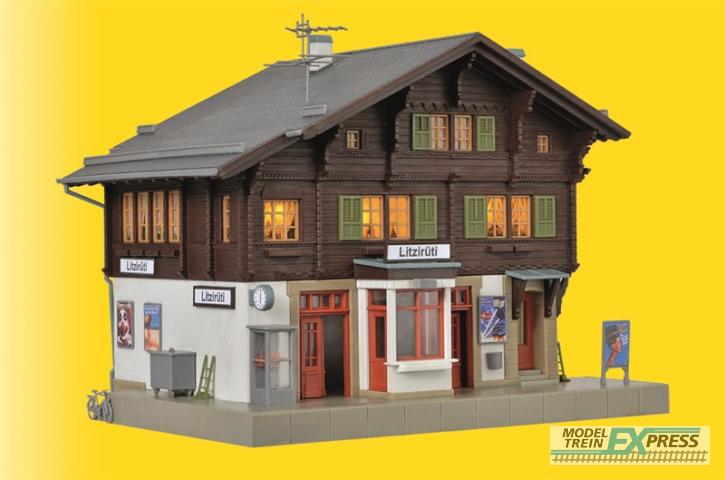 Kibri 39497 H0 Bahnhof Litzirüti inkl. Hausbeleuchtungs-Startset