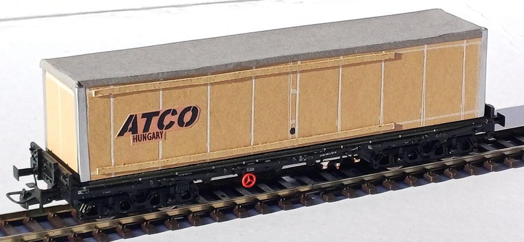 Loewe Wagonladingen 2472 Belading ATCO-Tainer (Typ A) 140 mm