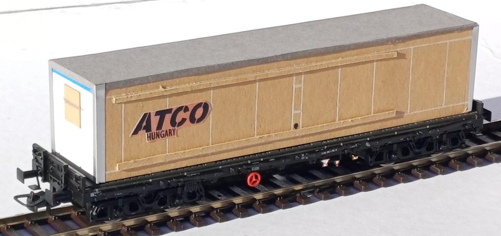 Loewe Wagonladingen 2473 Belading ATCO-Tainer (Typ B) 140 mm