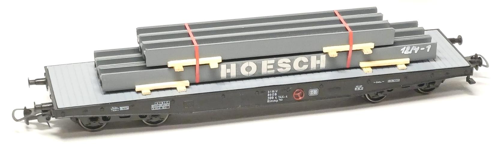 Loewe Wagonladingen 2548 Belading H-Profil dragers Hoesch, 130 mm