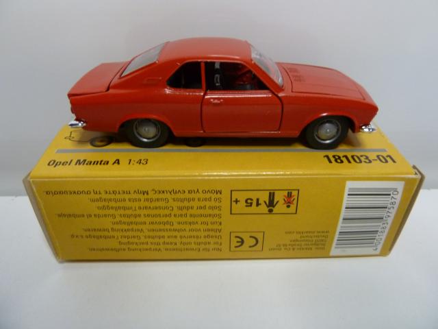 Marklin gebruikt materiaal 18103-01R Opel Manta A rood, in goede staat, in doos
