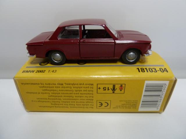 Marklin gebruikt materiaal 18103-04R BMW 2002 bordeaux rood, in goede staat, in doos