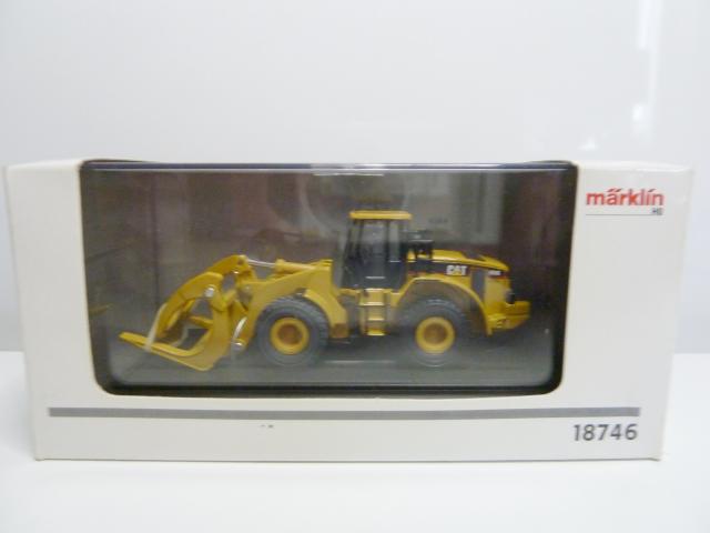 Marklin gebruikt materiaal 18746 CAT shovel met houtgrijper, in goede staat, in doos