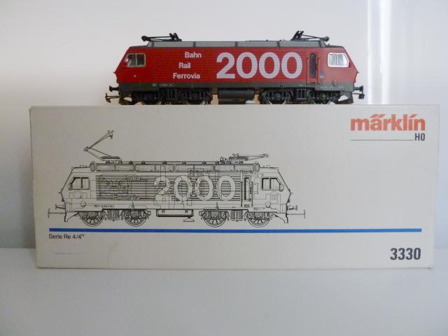 Marklin gebruikt materiaal 3330 SBB eloc "2000" Re 4/4 IV, in goede staat, in doos