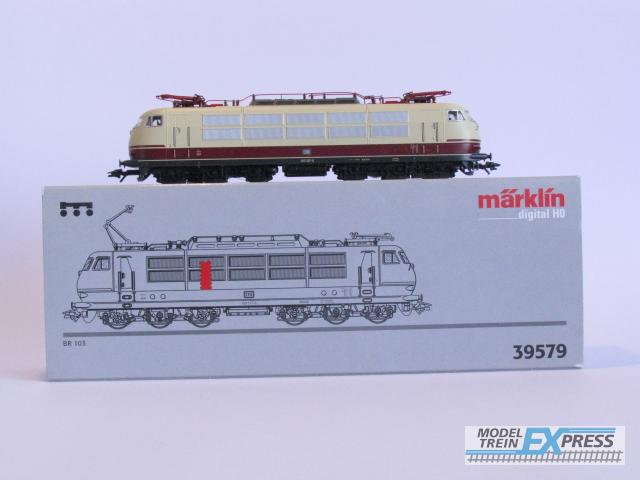 Marklin gebruikt materiaal 39579 Marklin Baureihe 103.1 der Deutschen Bundesbahn (DB). Serienausführung mit doppelten Seitenlüftern, glatter Außenwand, Frontschürzen, großen Scheibenwischern und Ferngesteuert bewegliche Dachstromabnehmer