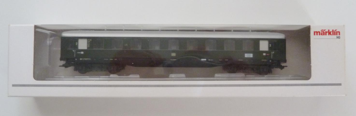 Marklin gebruikt materiaal 43202 DB Schürzenwagen 1e klasse, in goede staat, in doos