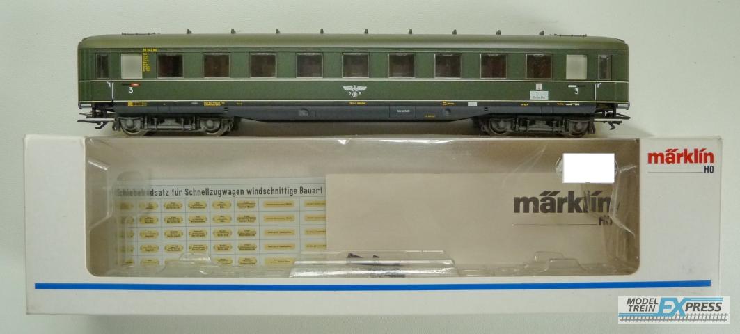 Marklin gebruikt materiaal 43221 Marklin Sneltreinrijtuig C4ü, 3de klasse, van de Deutsche Reichsbahn-Gesellschaft (DRG)