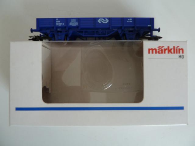 Marklin gebruikt materiaal 4433 NS lagebakwagen blauw, in goede staat, in doos