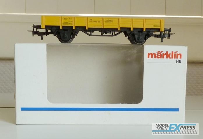 Marklin gebruikt materiaal 4471 Dienstwagen DB voor het opleggen en vervoeren van de arm van een spoorwegkraan