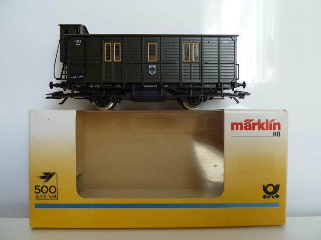 Marklin gebruikt materiaal 4500 2-assige postwagen, in doos "500 Jahre Post"