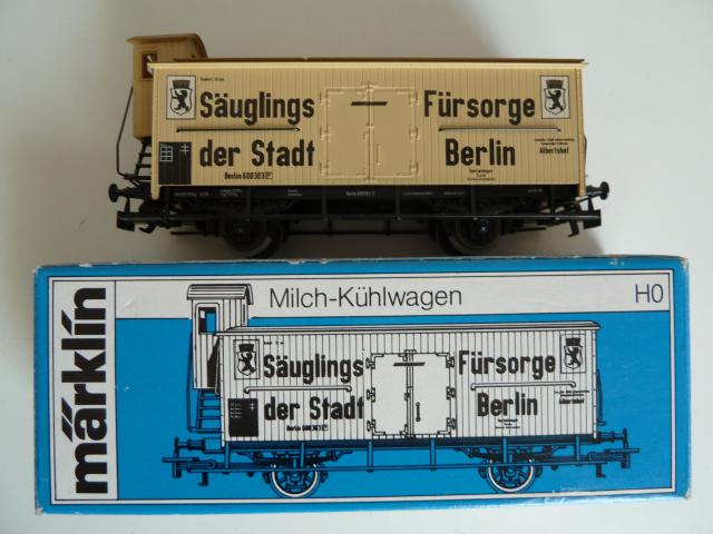 Marklin gebruikt materiaal 4781 Koelwagen "Säuglings Fürsorge der Stadt Berlin", in doos