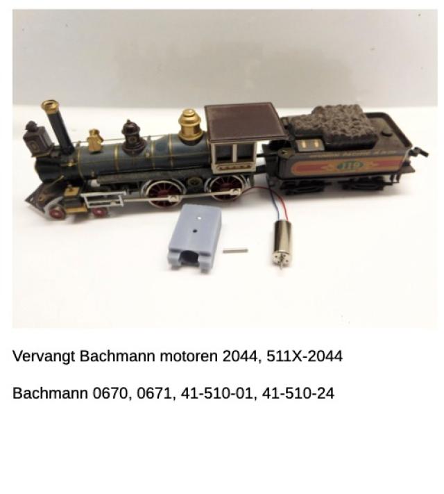 Micromotor.EU HBA002 Bachmann 4-4-0 American (oude versie met vierkante motor en lange cardankoppeling)