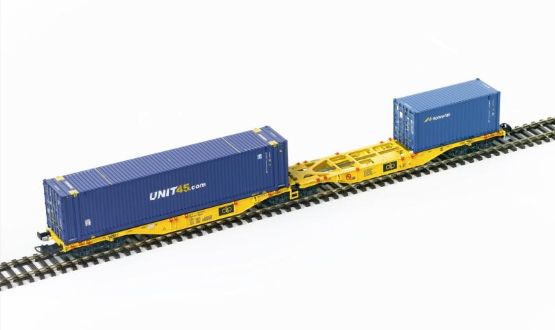 PT Trains 100372 CLIP INTERMODAL Sggmrss 33 51 4961 113-9
 HONEYTAK 20' DV HNKU1002713 + UNIT45 45' HC RCDU2500760