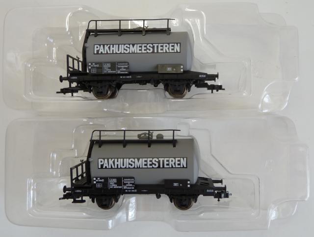 Piko gebruikt materiaal 58085 NS set van 2 2-assige ketelwagens "Pakhuismeesteren", in goede staat, in doos