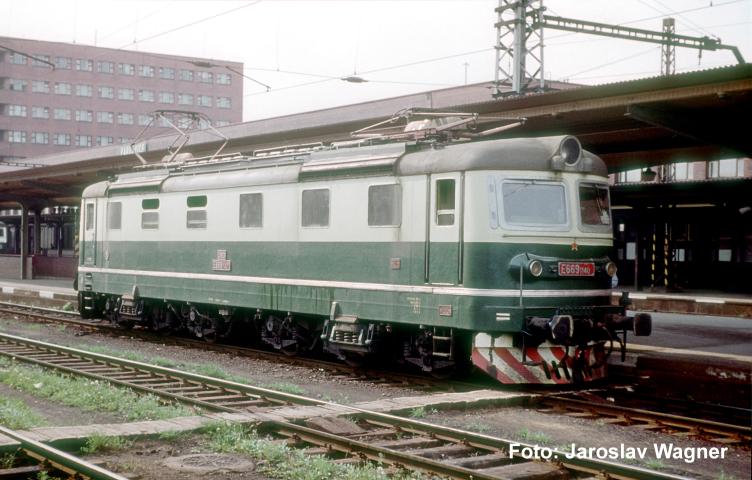 Piko 21025 E-Lok/Sound BR E 669.1 CSD IV + PluX22 Dec.