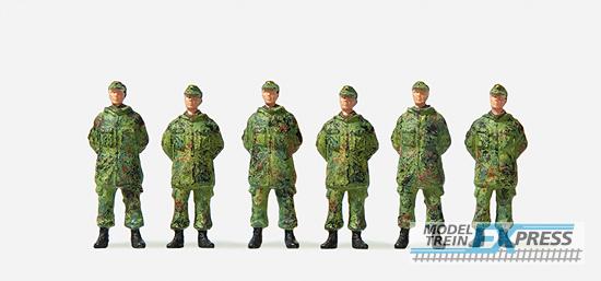 Preiser 16842 Soldaten stehend. Feldmütze. Parka. Flecktarn. Bundeswehr
