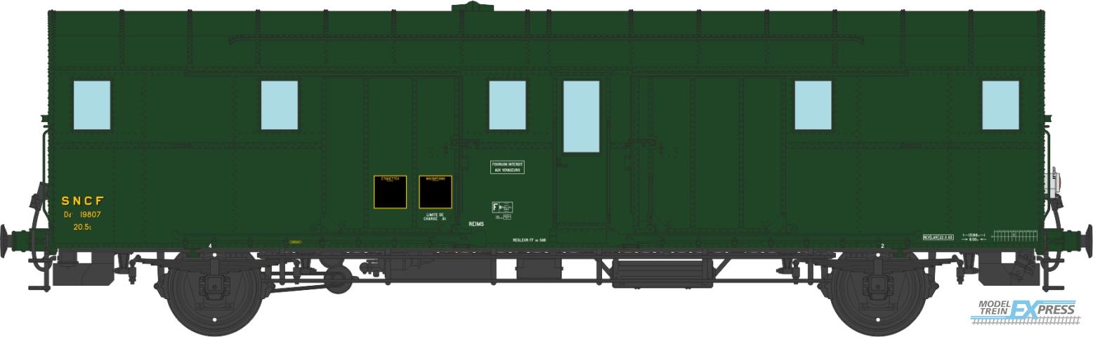 REE models VB-329 OCEM 32 Luggage Van, 306 green, 2 Alu made lanterns, 1500V cable East SNCF N°19807 Ep.III-IV