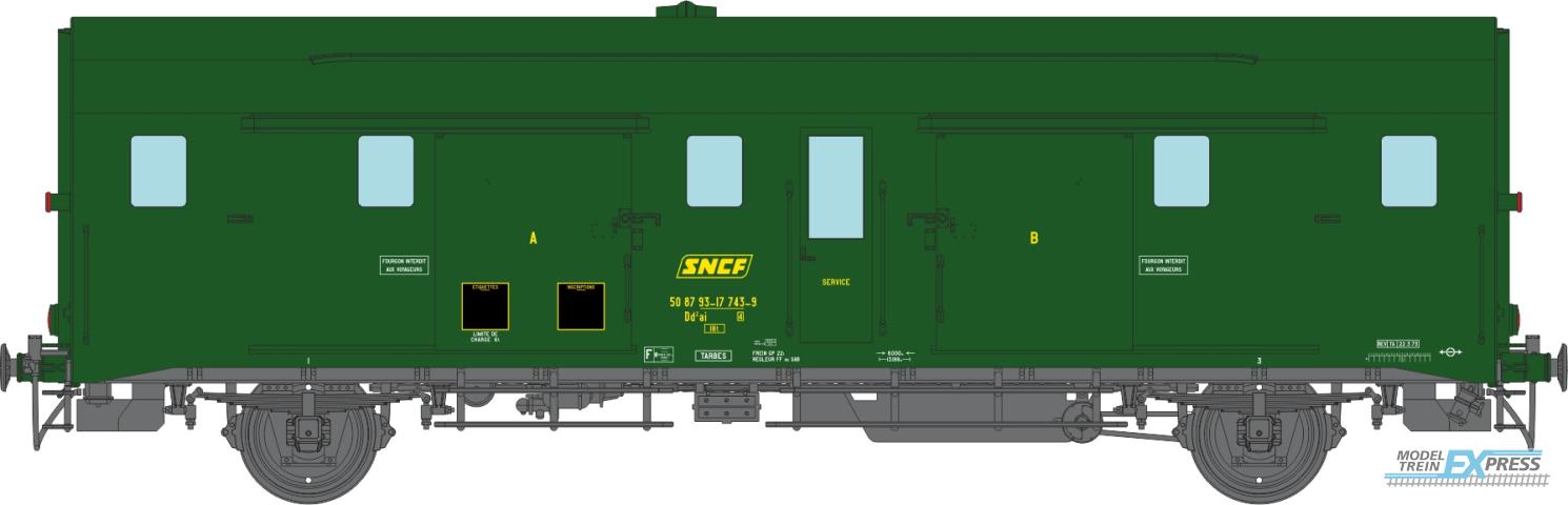 REE models VB-344 DEV 52 Luggage Van 301 green, modern lantern holders, 3 headlights, South-West SNCF Ep.IV