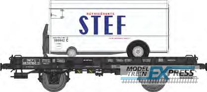 REE models WB-651 UFR Simple black, plain wheels N°597893 + Refrigerator Trailer « STEF » Era III