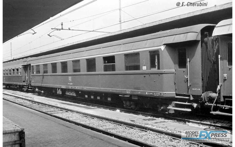 Rivarossi 4325 FS, 3-units pack, Az13010 Type 1946 1st class + 2 coaches Bz33010 Type 1946 2nd class, grey livery, ep. IV