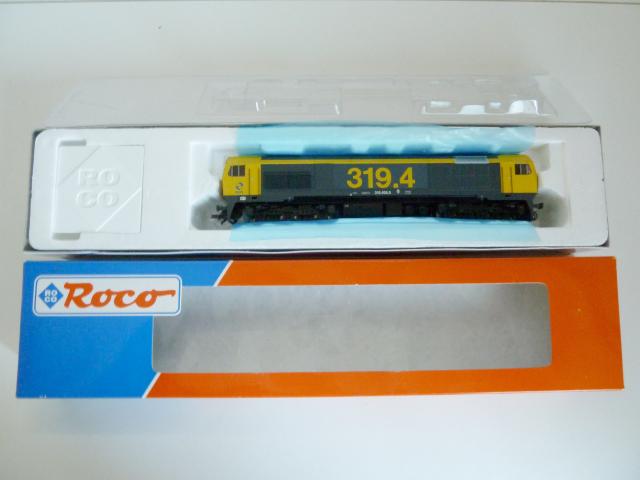 Roco gebruikt materiaal 43835 RENFE diesellok D 319, in goede staat, in doos
