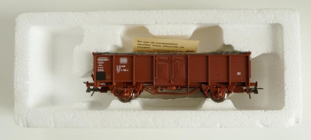 Roco gebruikt materiaal 47829 Offener Güterwagen Bauart Es 040 met schroot lading der DB, Epoche IV z.g.a.n in doos